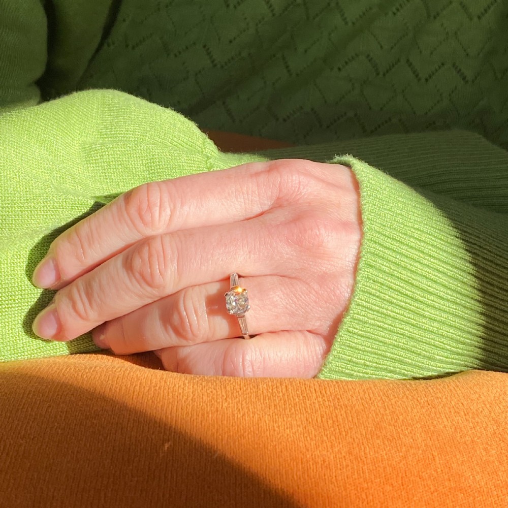 Art Deco 1.25 Carat Old Cut Diamond Engagement Ring, circa 1925 View VIII