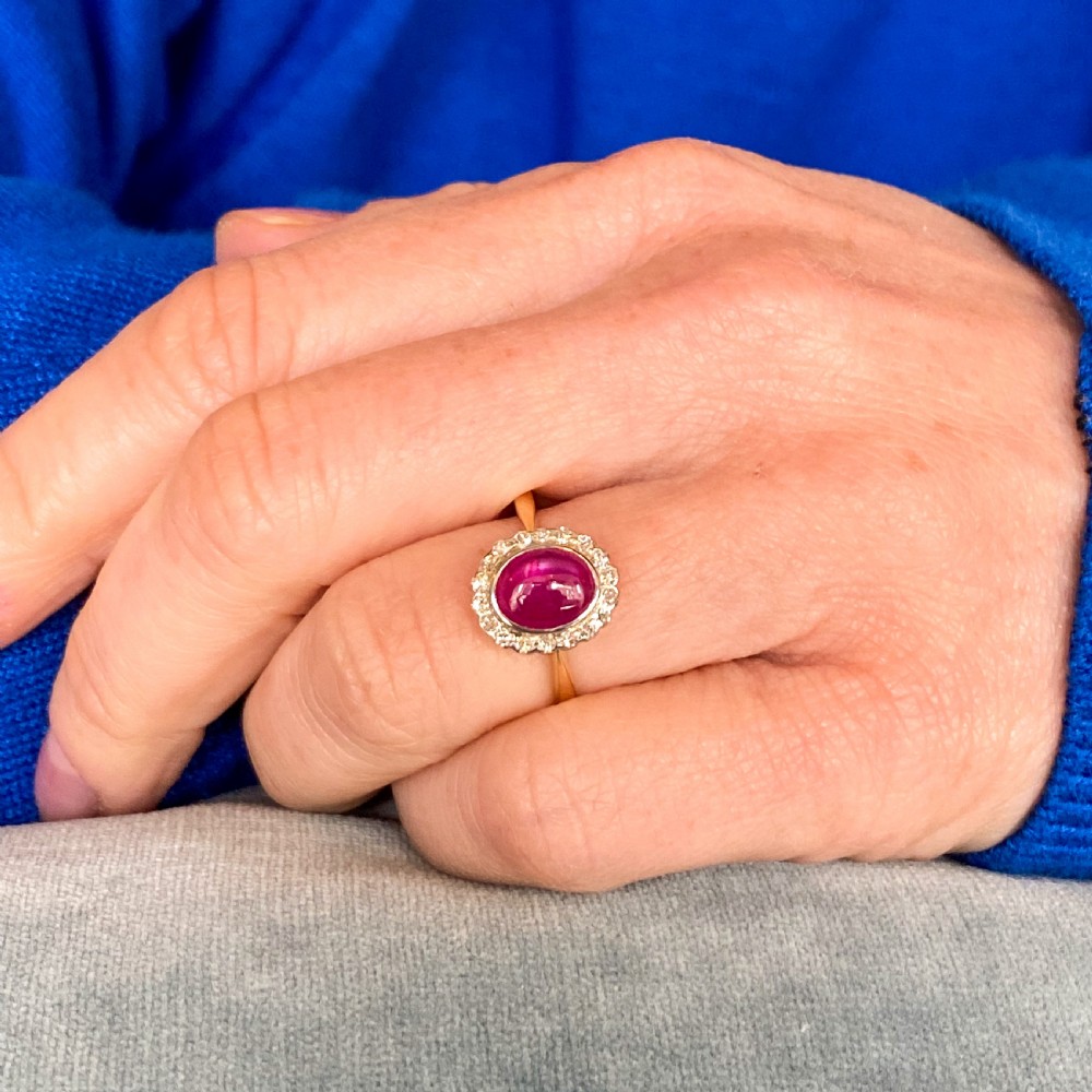 Art Deco 1.57 Carat Mogok Burmese Cabochon Ruby & Diamond Cluster Ring, circa 1915 View VIII