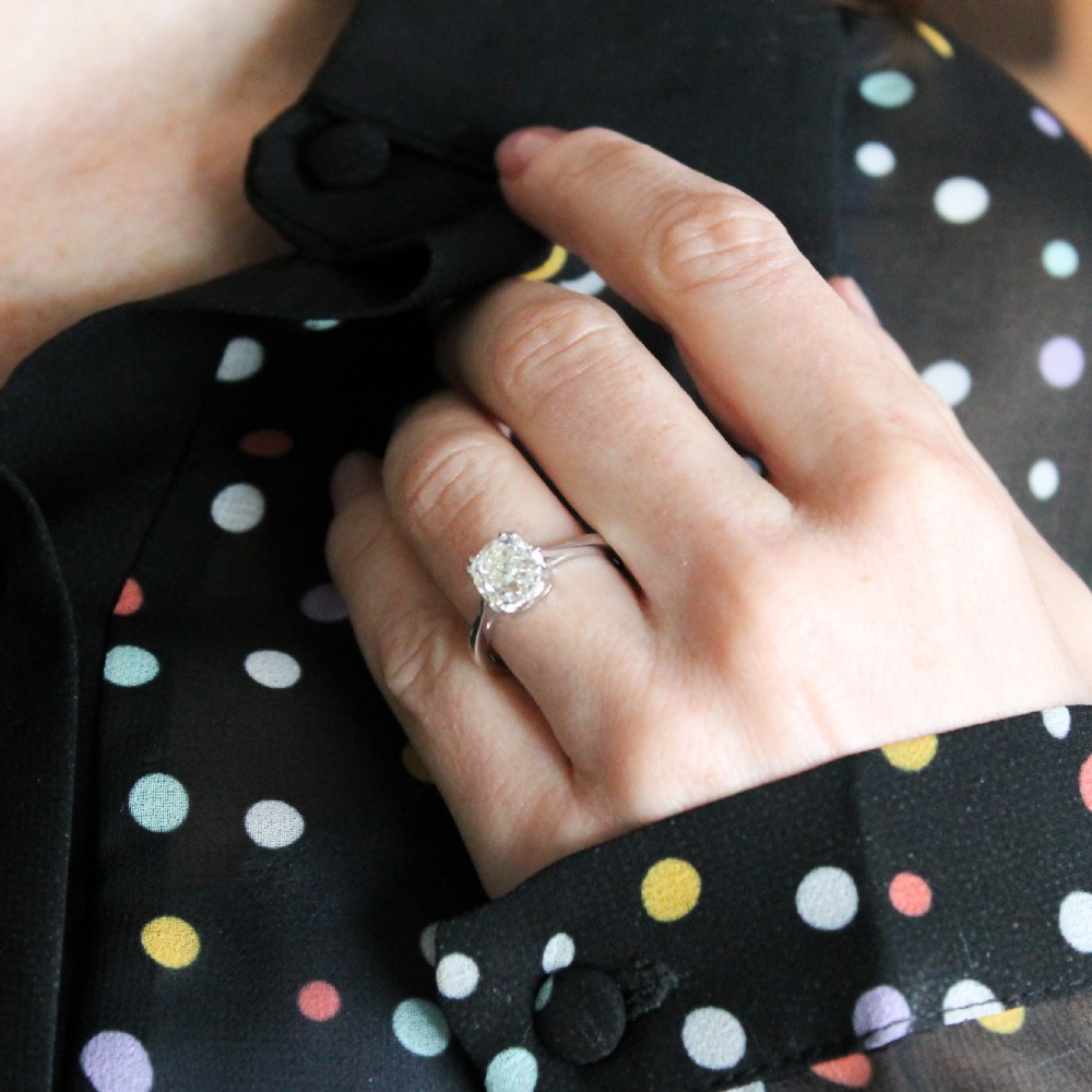 Art Deco 2.07 Carat Old Cut Diamond Engagement Ring, circa 1930 View VIII