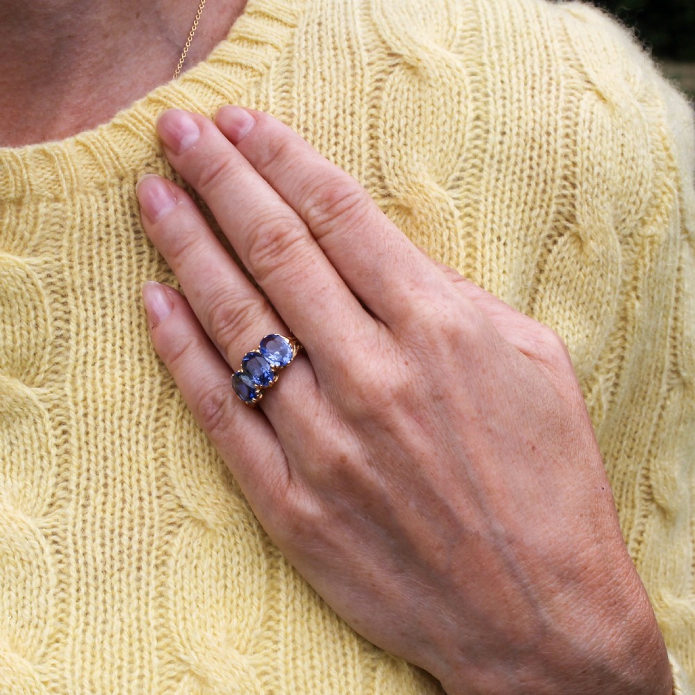 Victorian 4.70 Carat Ceylon Sapphire Trilogy Ring, circa 1980 View VIII