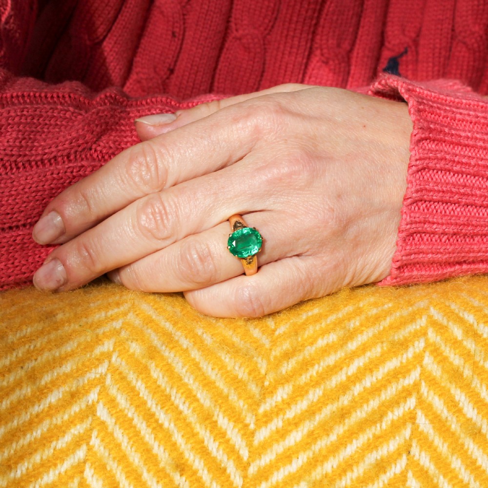 Victorian 2.65 Carat Emerald Solitaire Ring, circa 1900 View VII