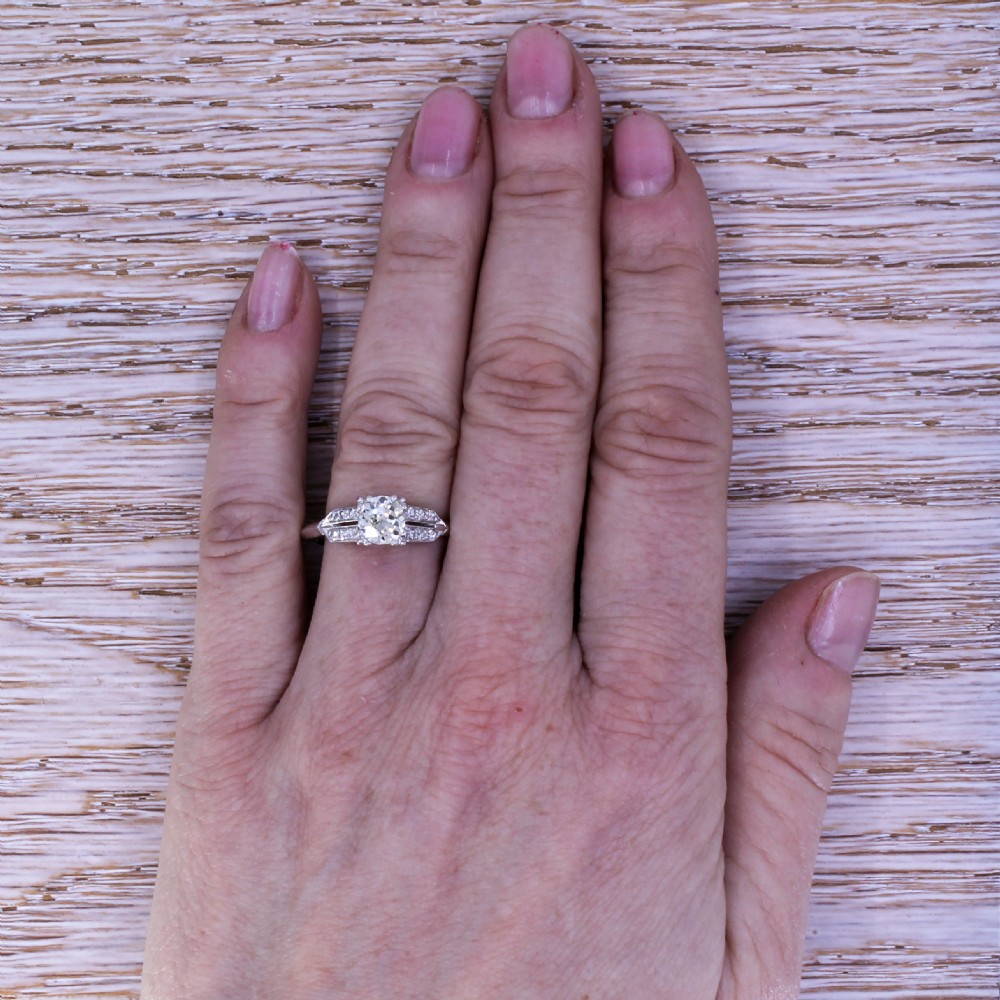 Art Deco 0.90 Carat Old Cut Diamond Engagement Ring, circa 1920 View VI