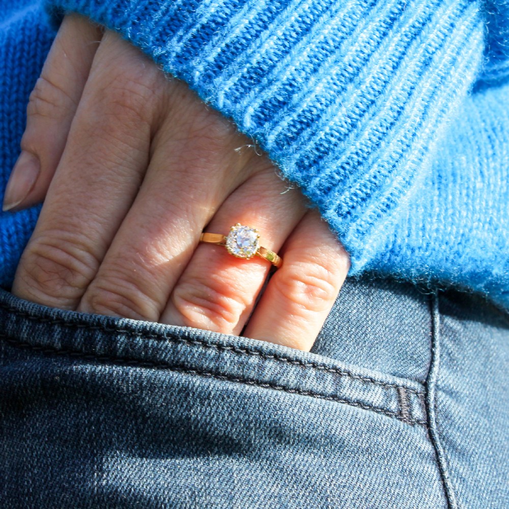 Art Deco 1.30 Carat Old Cut Diamond Engagement Ring, circa 1920 View X
