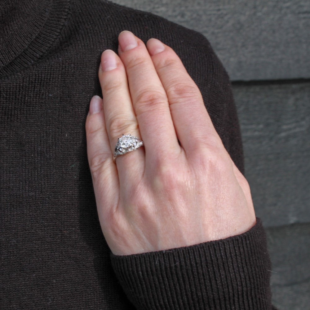 Art Deco 1.31 Carat Old Cut Diamond Engagement Ring, circa 1930 View X