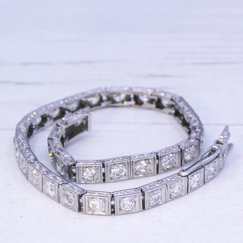 Art Deco 2.90 Carat Old Cut Diamond Bracelet, circa 1920