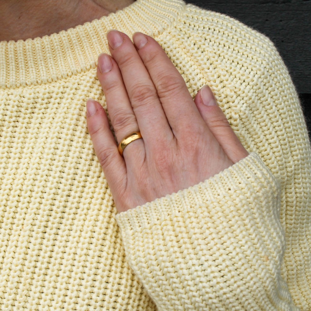 Vintage 22k Yellow Gold Wedding Band, dated 1967 View II