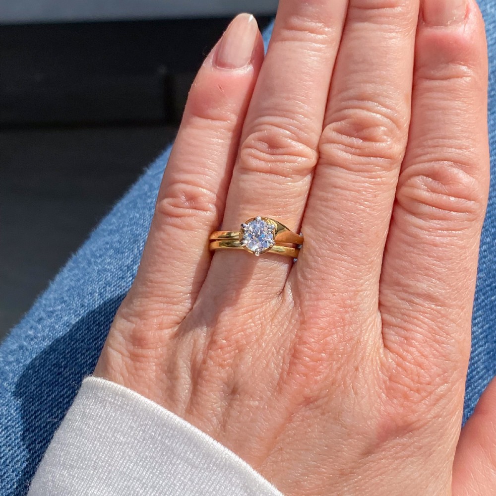 Edwardian 0.95 Carat Diamond Solitaire Ring, circa 1910 View IX