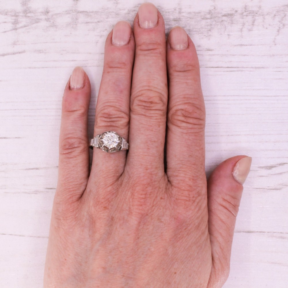 Art Deco 1.26 Carat Old Cut Diamond Engagement Ring, circa 1940 View VII