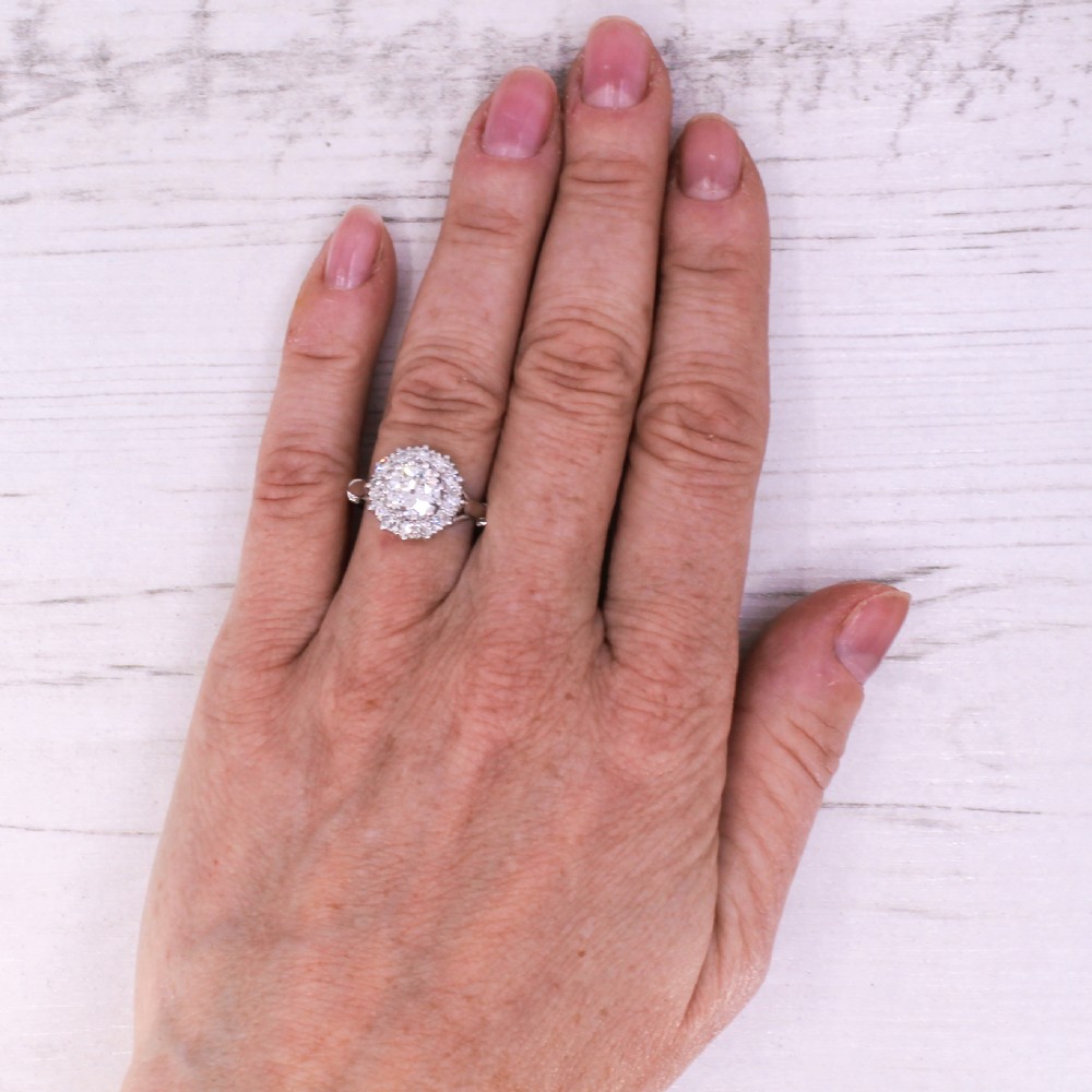 Art Deco 1.37 Carat Old Cut Diamond Cluster Ring, circa 1935 View VII