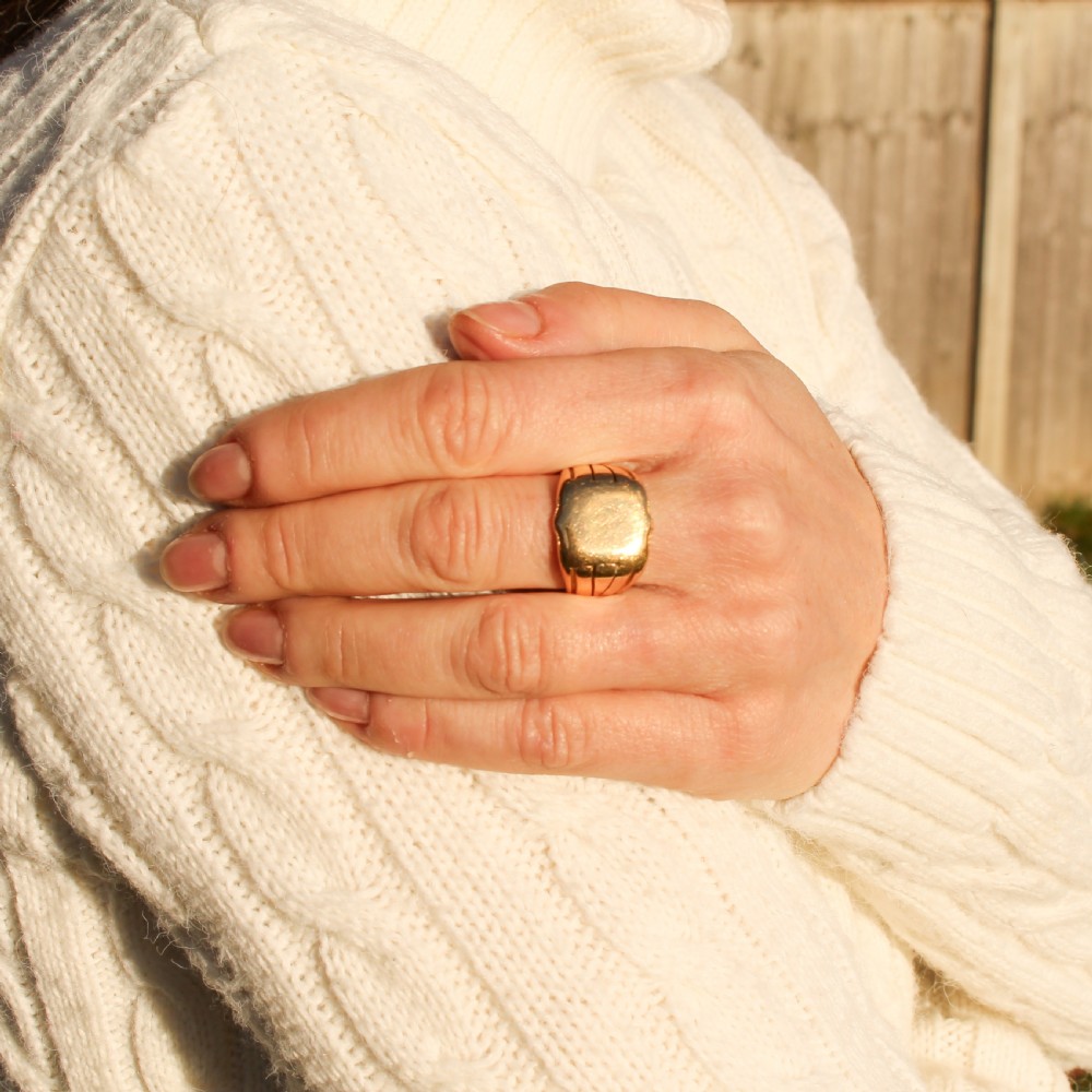 Victorian Heavy Weight 18k Gold Signet Ring, dated 1897 View VI
