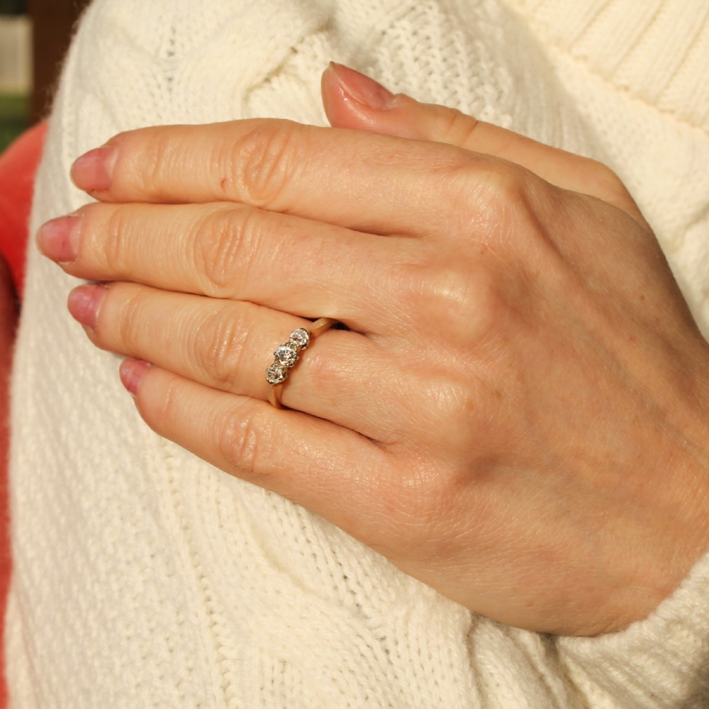 Art Deco 0.50 Carat Old Cut Diamond Three Stone Ring, circa 1940 View VIII