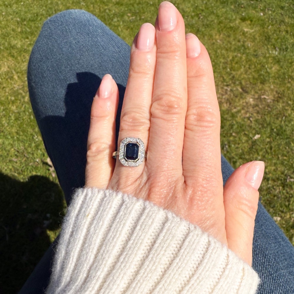 Art Deco 2.20 Carat Unheated Sapphire & Diamond Ring, French, circa 1940 View VII