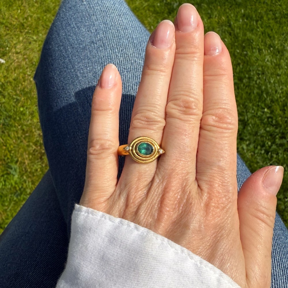 Mid Century 0.80 Carat Teal Tourmaline Ring, circa 1960 View VII