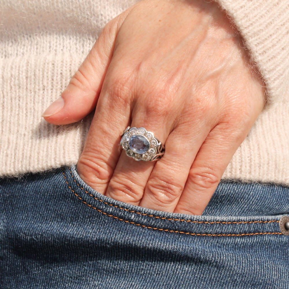 Mid Century 2.50 Carat Unheated Ceylon Sapphire & Diamond Cluster Ring, circa 1965 View II