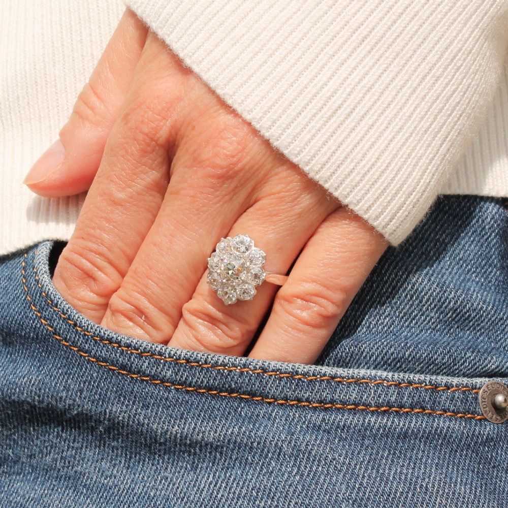 Art Deco 2.90 Carat Old Cut Diamond Cluster Ring, circa 1940 View II