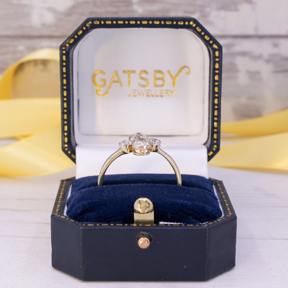Mid Century 0.92 Carat Toi et Moi Ring, circa 1950 View IX
