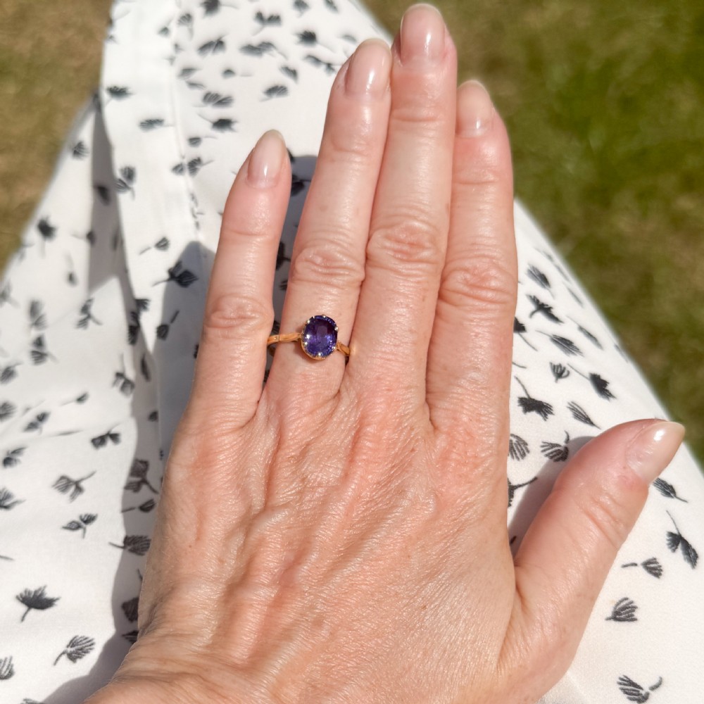 Art Deco 2.57 Carat Unheated Ceylon Sapphire Solitaire Ring, circa 1930 View VI