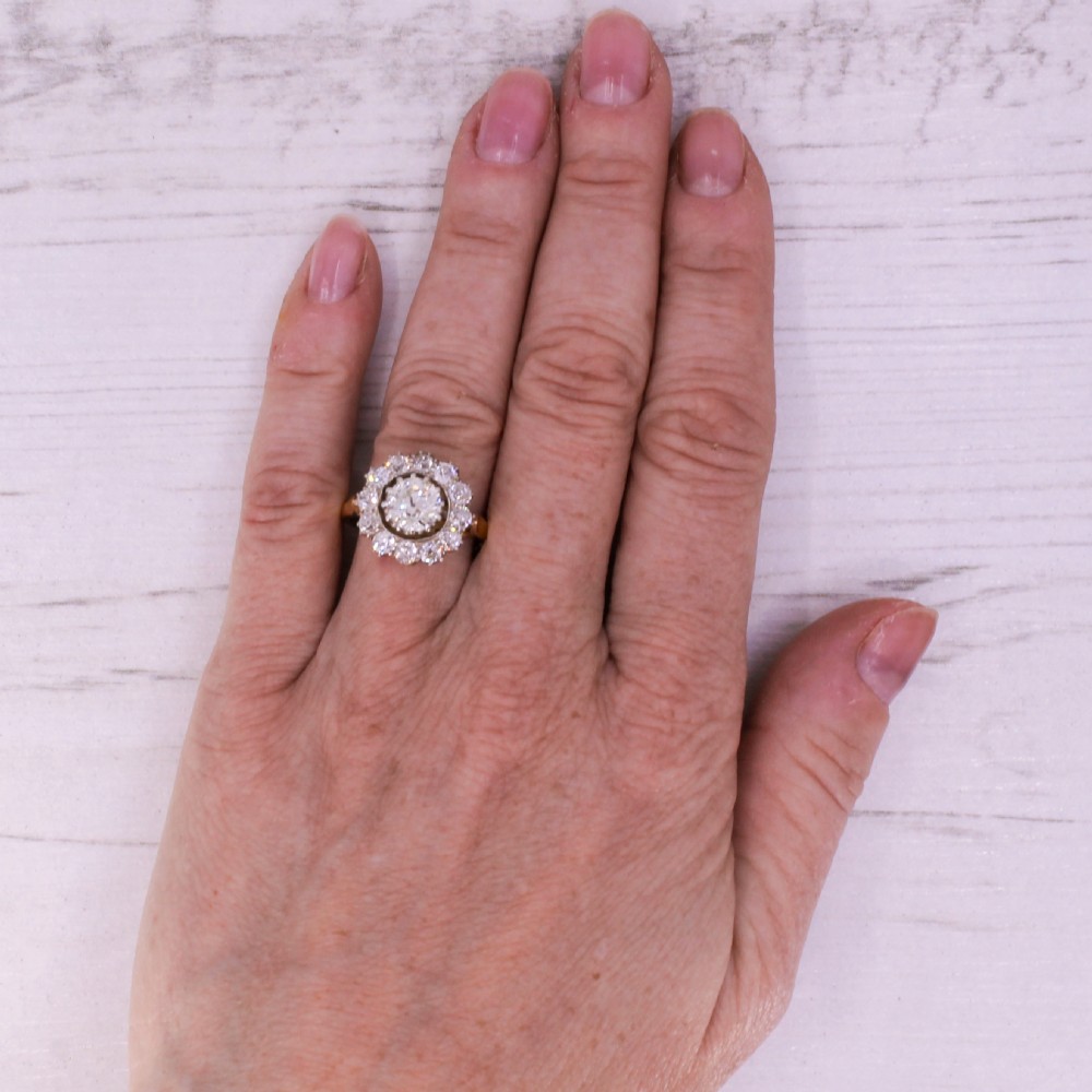 Victorian 2.83 Carat Old Cut Diamond Target Cluster Ring, circa 1890 View VIII