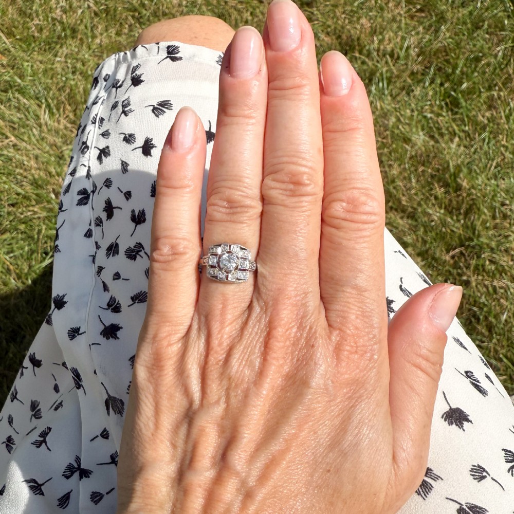 Art Deco 0.42 Carat Old Cut Diamond Cluster Ring, circa 1935 View VI