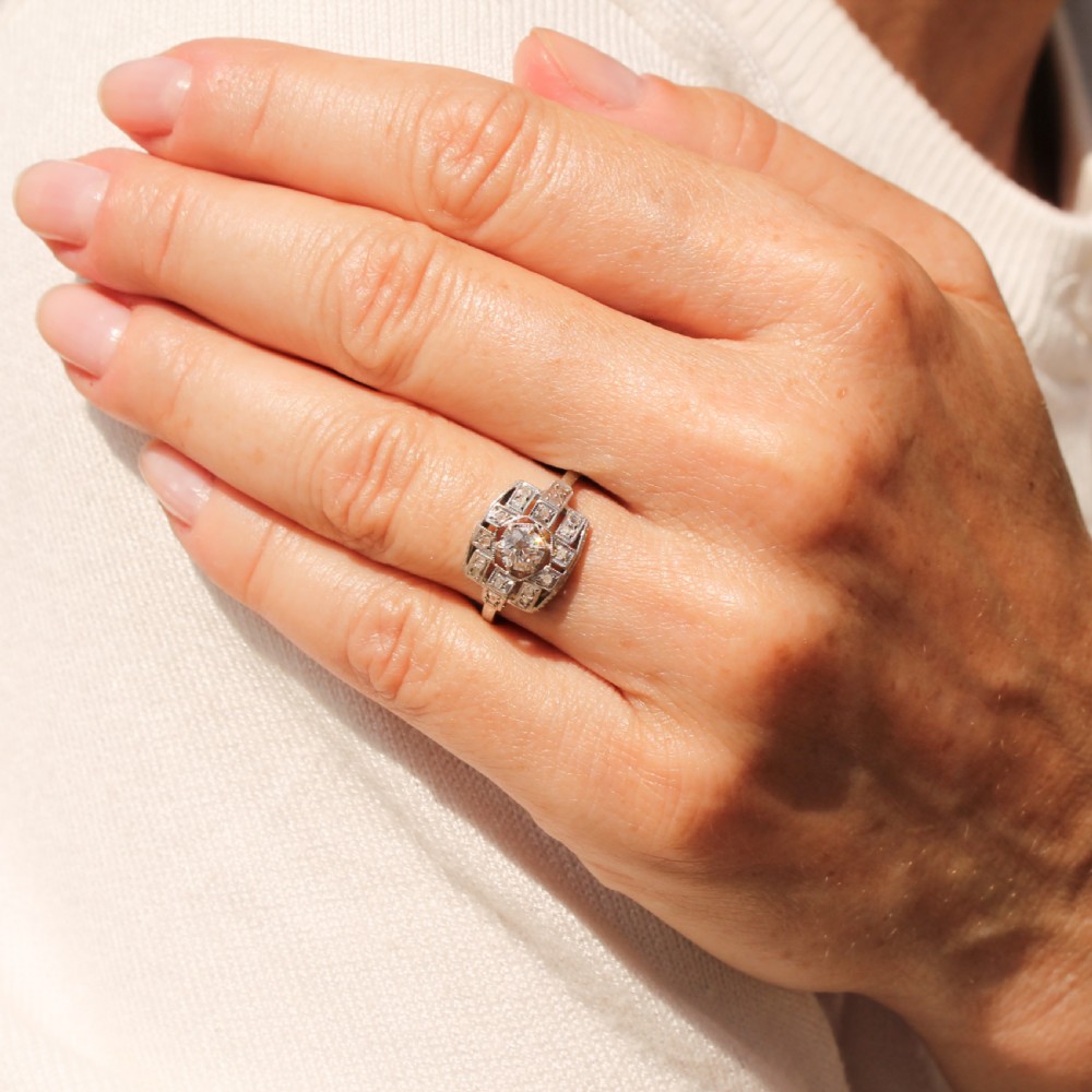 Art Deco 0.42 Carat Old Cut Diamond Cluster Ring, circa 1935 View VII