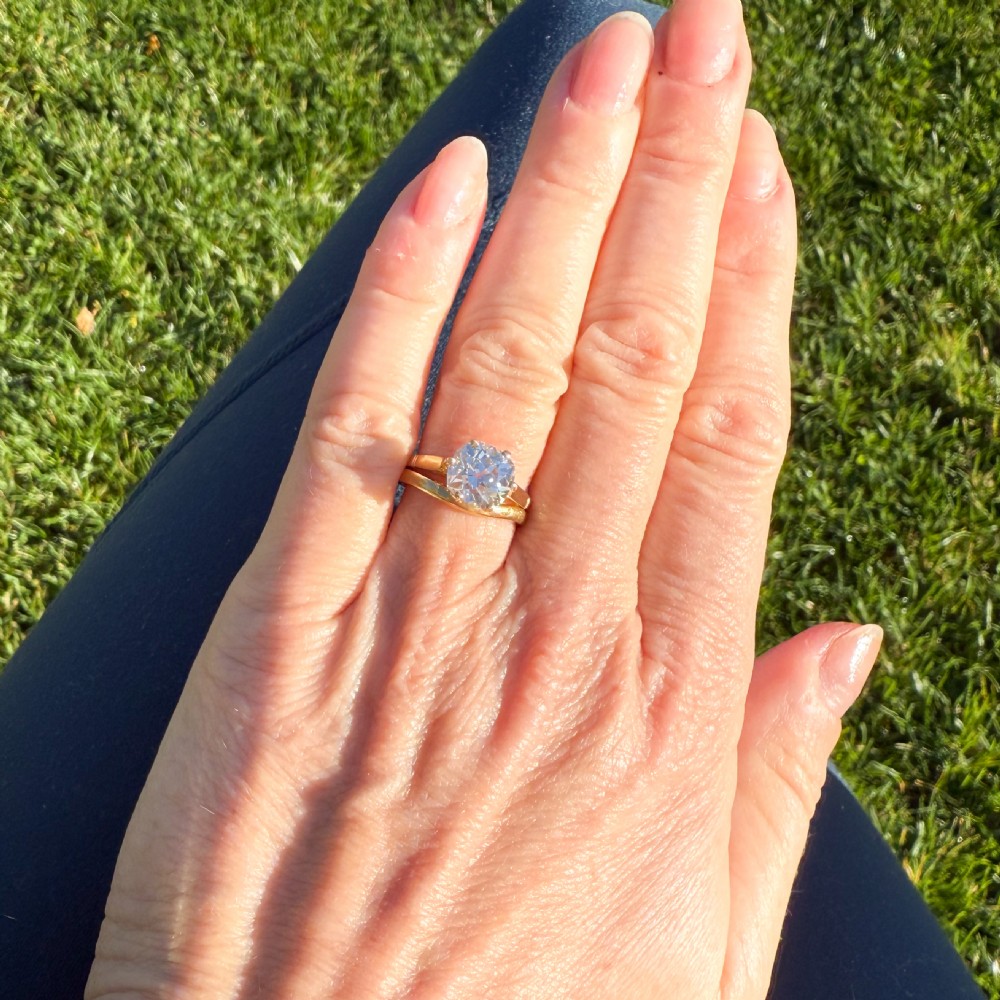 Edwardian 2.05 Carat Old Cut Diamond Engagement Ring, circa 1905 View VIII