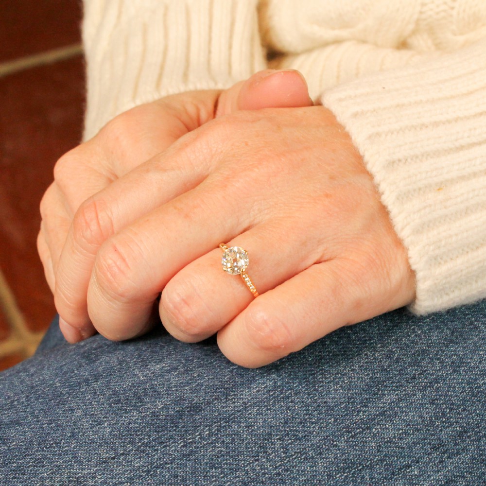 Antique 1.21 Carat Old Cut Diamond Engagement ring, circa 1910 View VIII