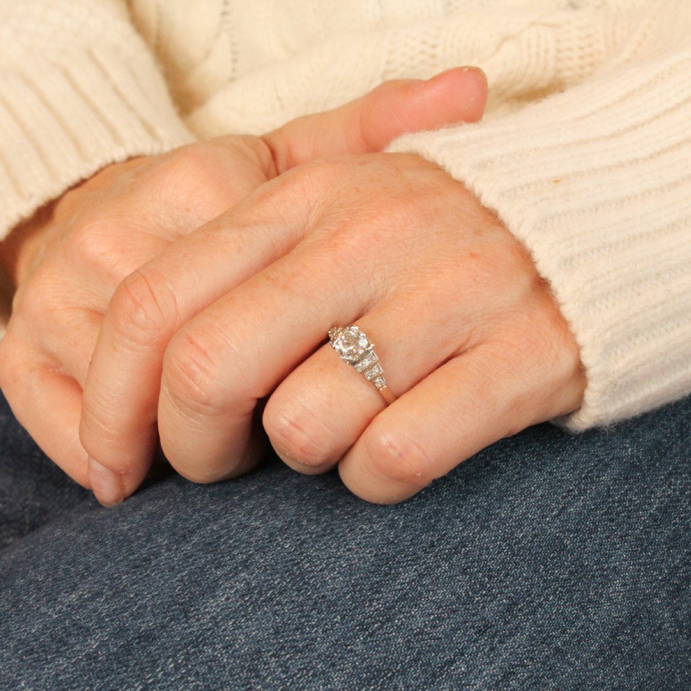 Antique 0.96 Carat Old Cut Diamond Engagement Ring, circa 1925 View VII