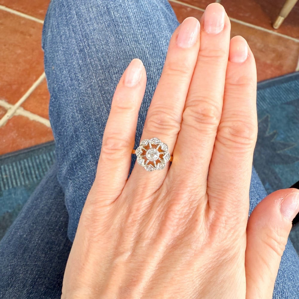 Vintage 0.40 Carat Old Cut Diamond Cluster Ring, circa 1925 View VII