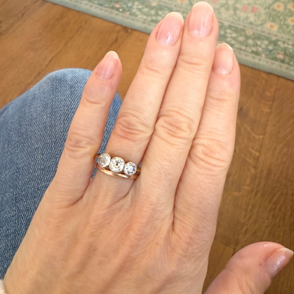 Antique 0.84 Carat Old Cut Diamond Three Stone Ring, circa 1920 View VII