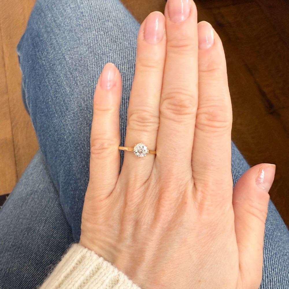 Antique 0.90 Carat Old Cut Diamond Engagement Ring, circa 1920 View VI