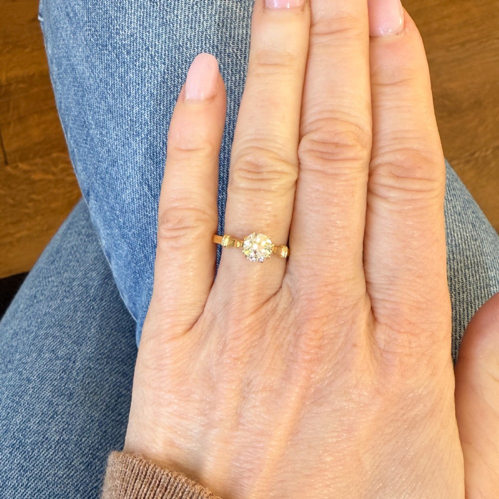 Vintage 0.93 Carat Old Cut Diamond Engagement Ring, circa 1930 View VI