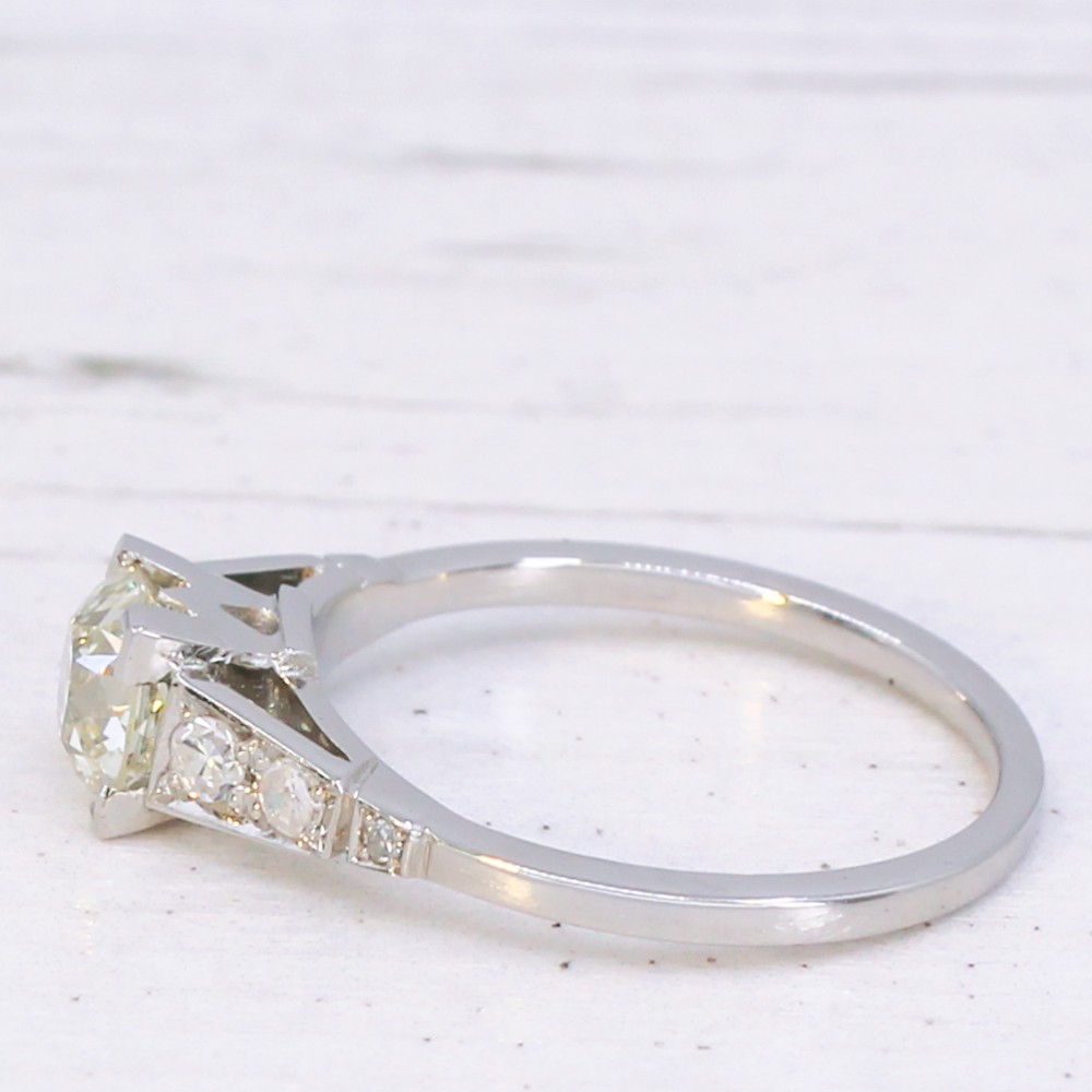 Vintage 0.80 Carat Old Cut Diamond Engagement Ring, circa 1925 View IV