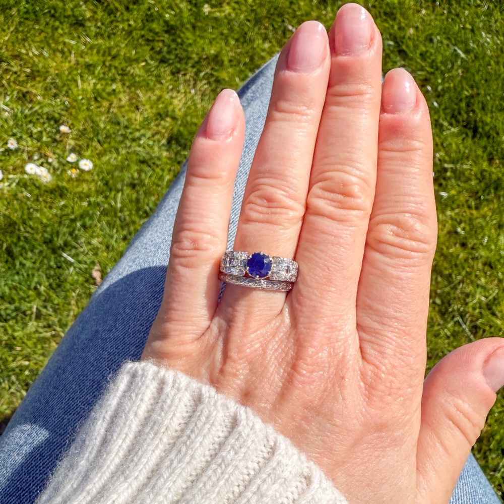Antique 0.94 Carat Unheated Sapphire Solitaire Ring, circa 1915 View VI