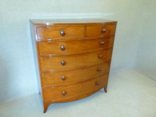 Mahogany Bow Fronted Chest of Drawers