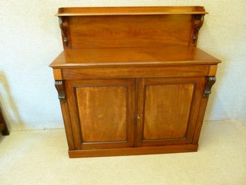 Mahogany Chiffioner