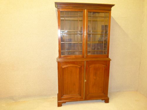 Mahogany Bookcase/cupboard