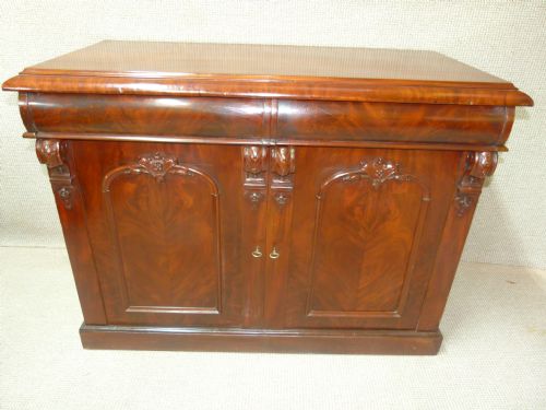 Mahogany Chiffioner Cupboard