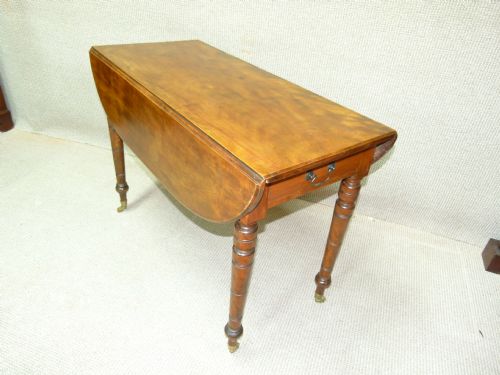 Pembroke Table
