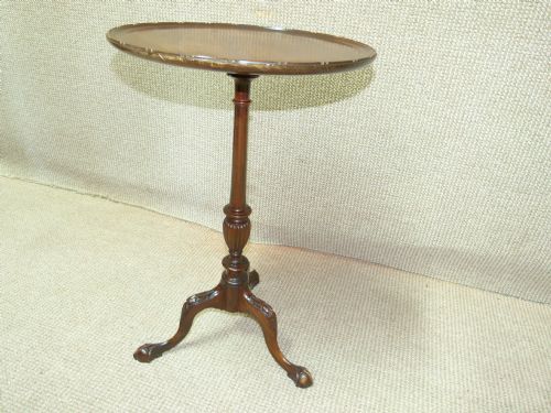 Mahogany Lamp Table