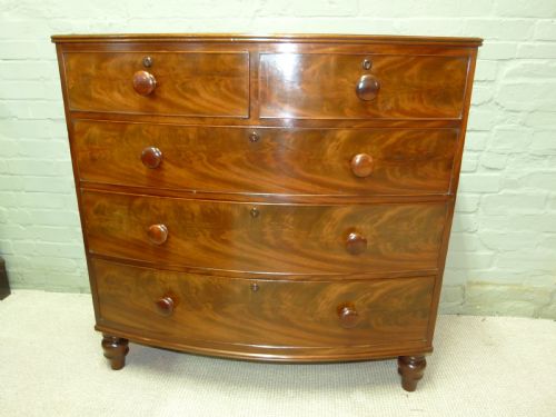 Mahogany Chest of Drawers