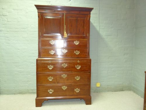Mahogany Chest on Chest