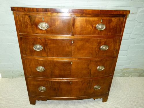 Mahogany Bow Fronted Chest of Drawers