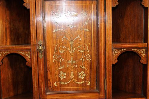 CORNER CABINET - ADDITIONAL PHOTO 2