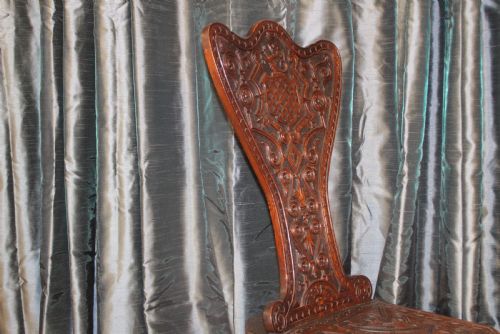 PAIR OF OAK HALL CHAIRS - ADDITIONAL PHOTO 3