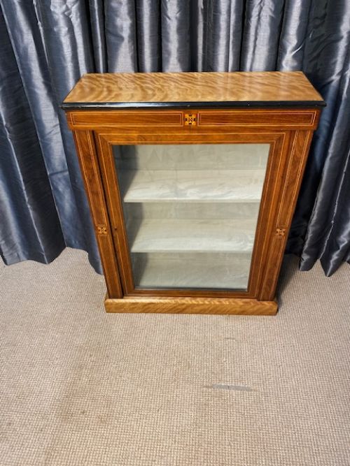 Display Cabinet
