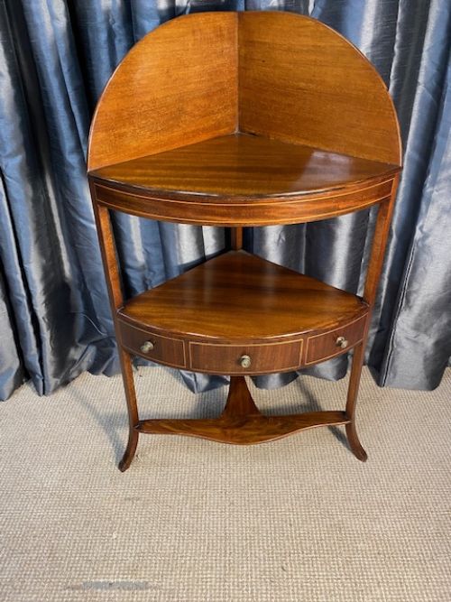 Corner Display Table