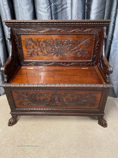 MAHOGANY BENCH