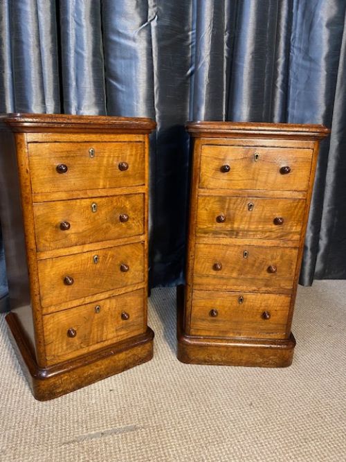 Pair of Bedside Cabinets in Burr Walnut