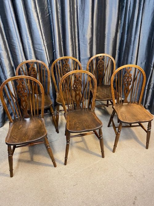 Set of Six Kitchen  Chairs