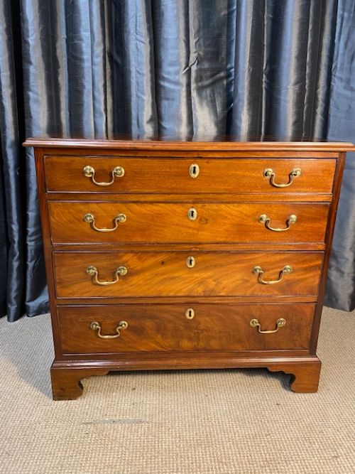 George II Curl Mahogany Chest of Drawers